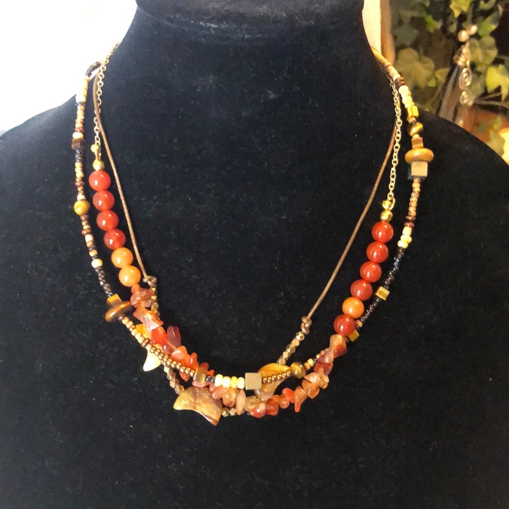 ARTISAN GEMSTONE Necklace